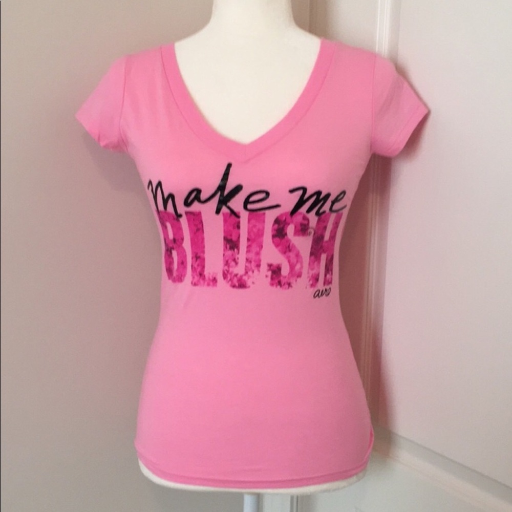 Aeropostale Graphic V-Neck Tee Top